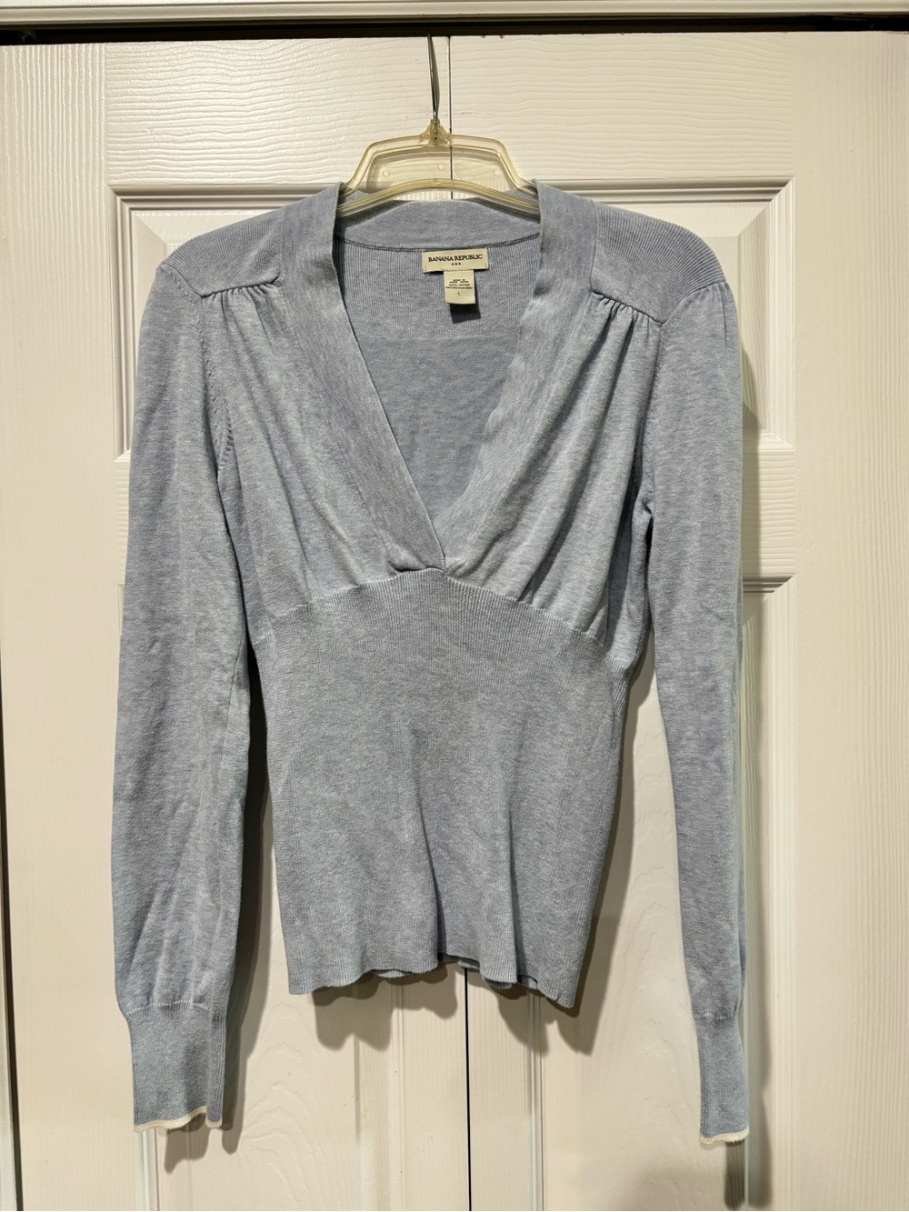 Banana Republic Pale Blue V-Neck Fitted Lightweight Sweater